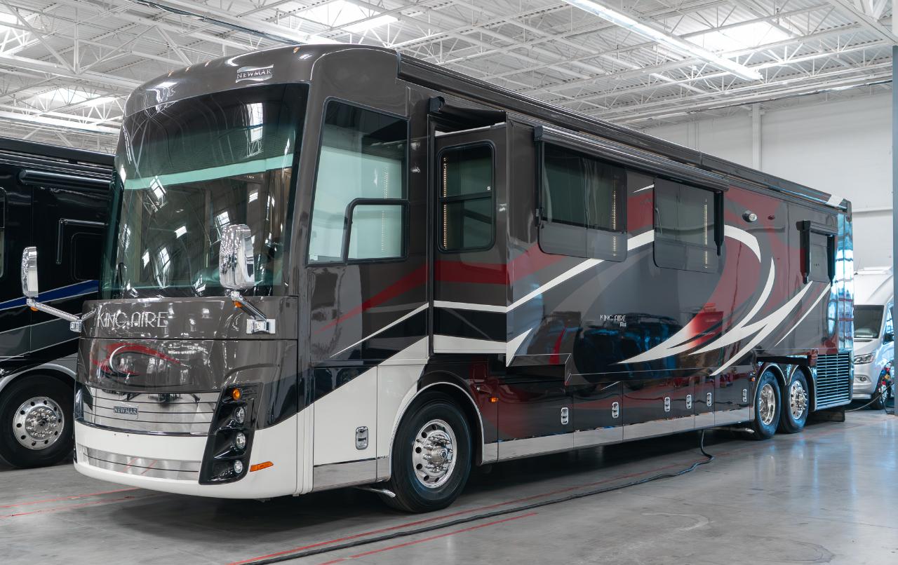 Newmar King Aire  2015