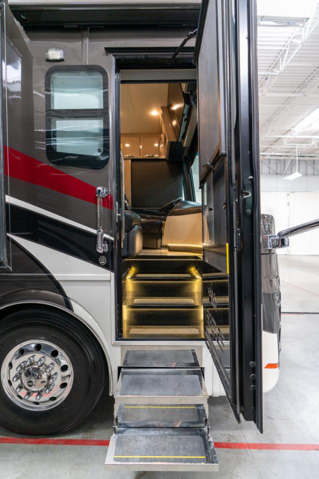 Newmar King Aire  2015