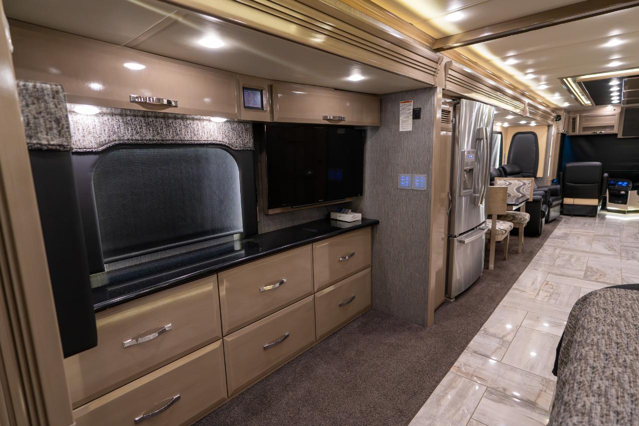 Newmar King Aire  2015