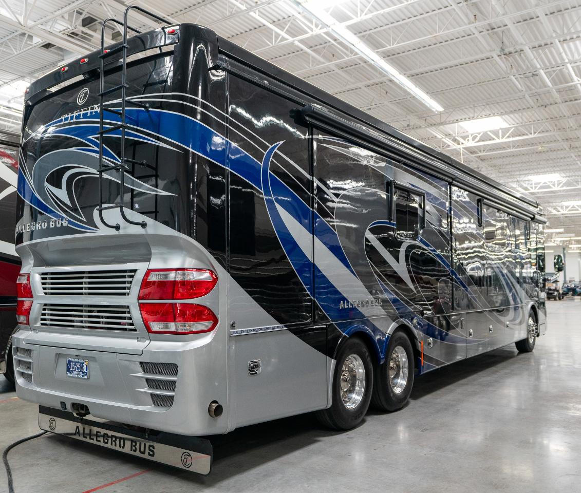 Tiffin Motorhomes Allegro Bus  2018