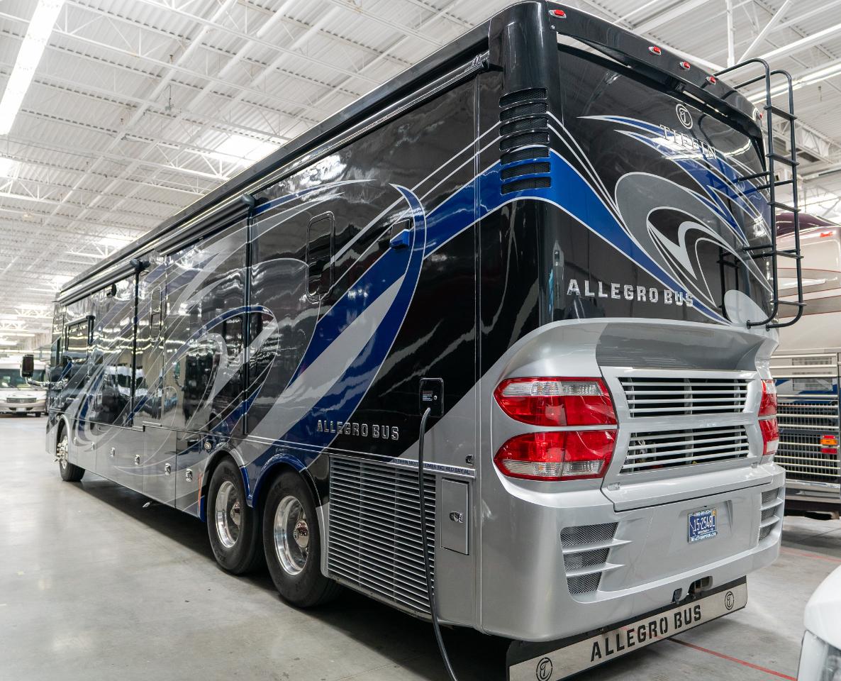 Tiffin Motorhomes Allegro Bus  2018