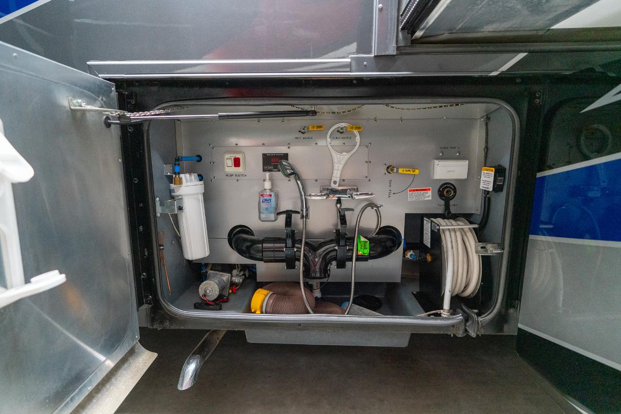 Tiffin Motorhomes Allegro Bus  2018