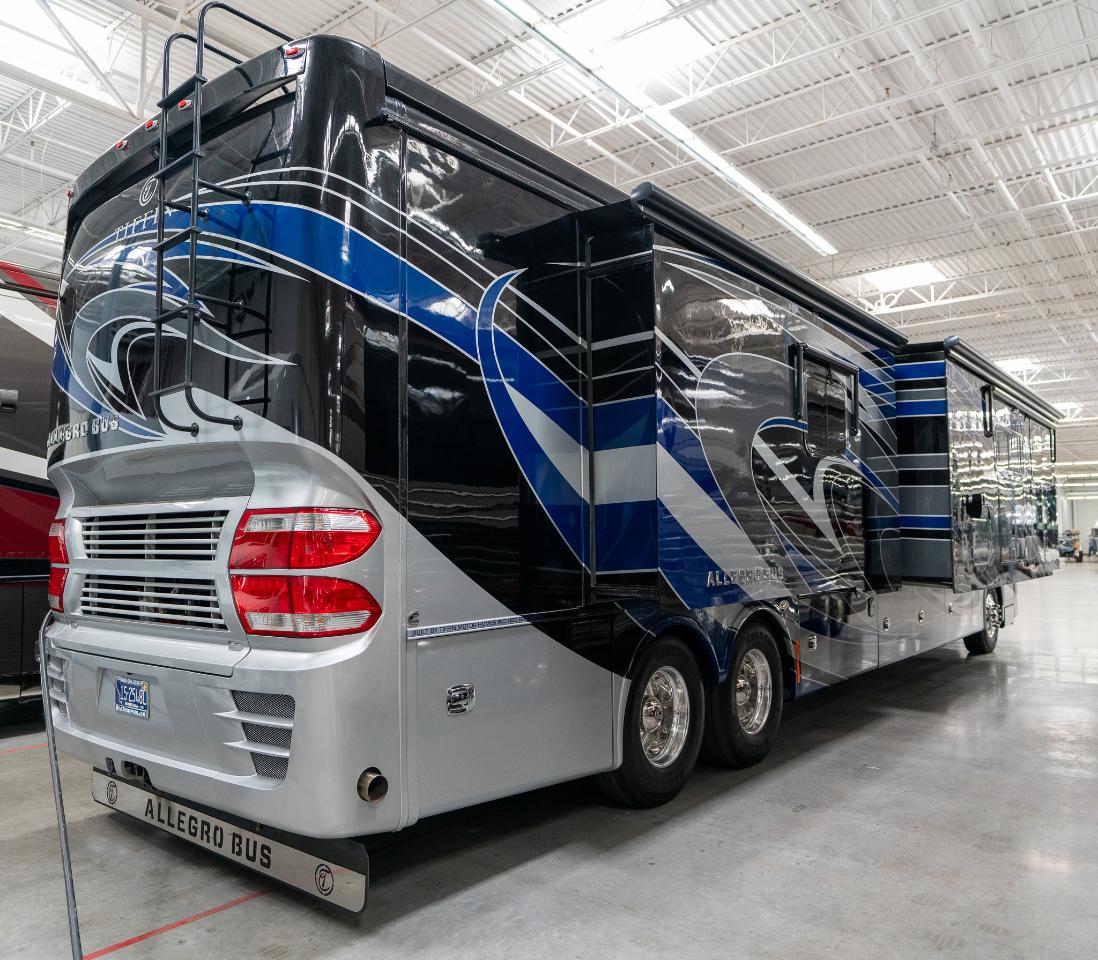 Tiffin Motorhomes Allegro Bus  2018