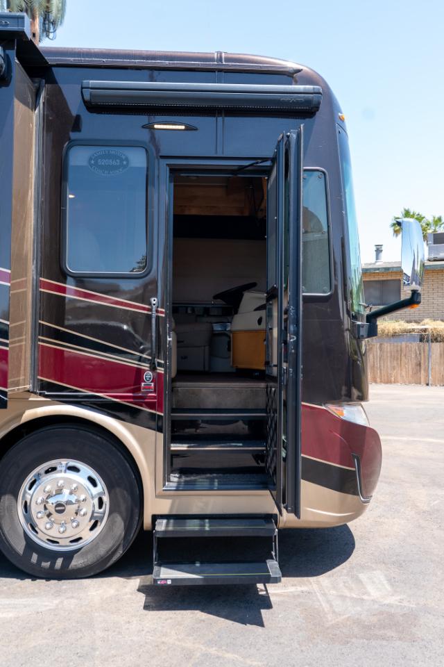 Tiffin Motorhomes Allegro  2021