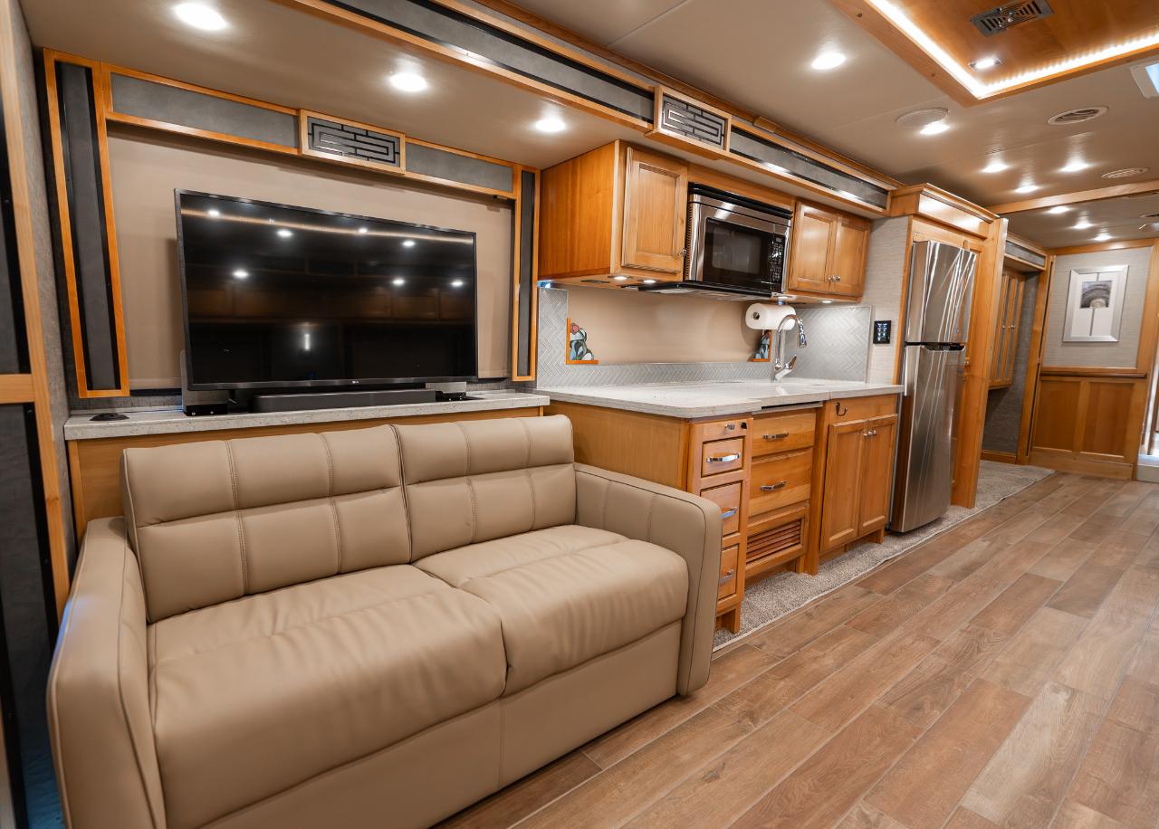 Tiffin Motorhomes Allegro  2021