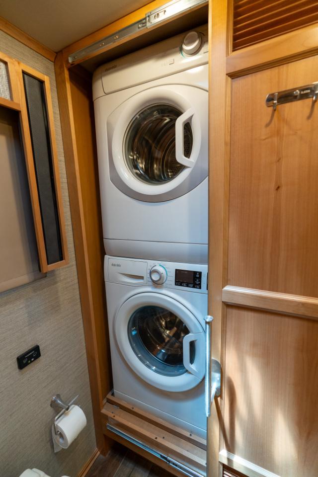 Tiffin Motorhomes Allegro  2021