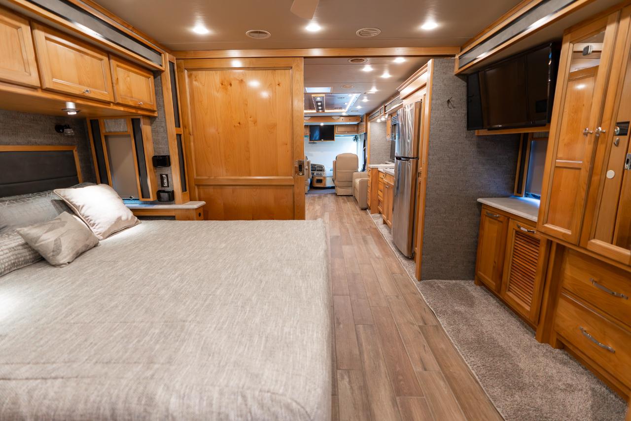 Tiffin Motorhomes Allegro  2021