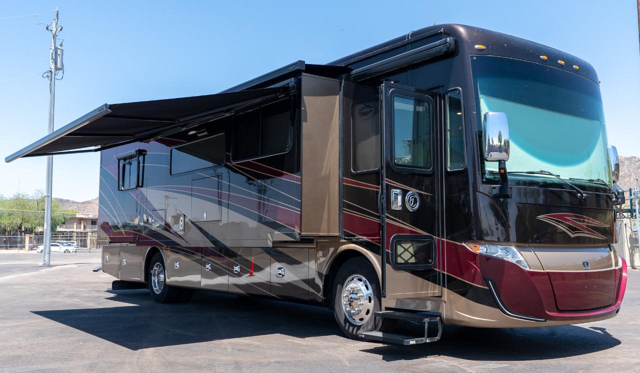 Tiffin Motorhomes Allegro  2021