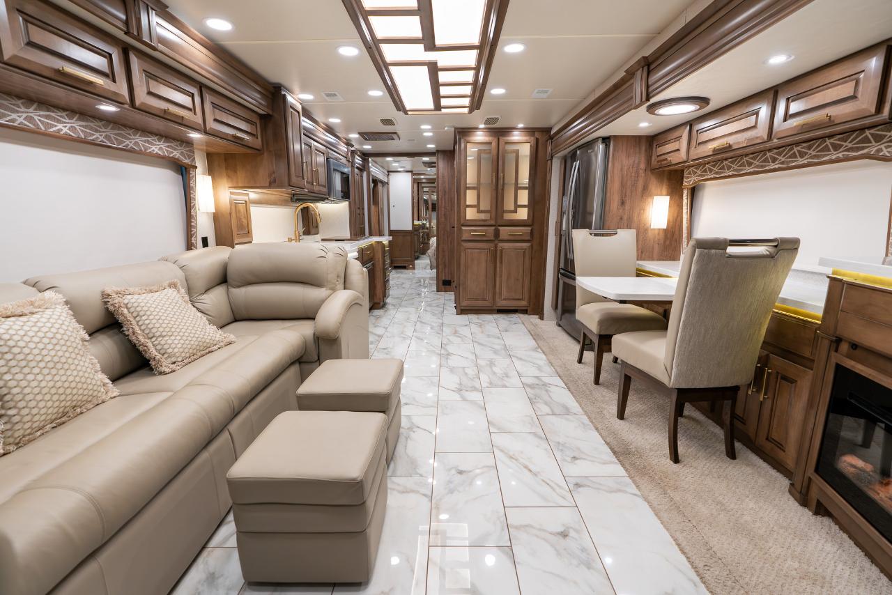 Entegra Coach Cornerstone  2022