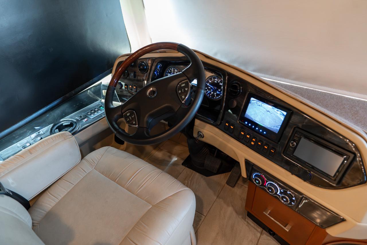 Tiffin Motorhomes Allegro Bus  2017