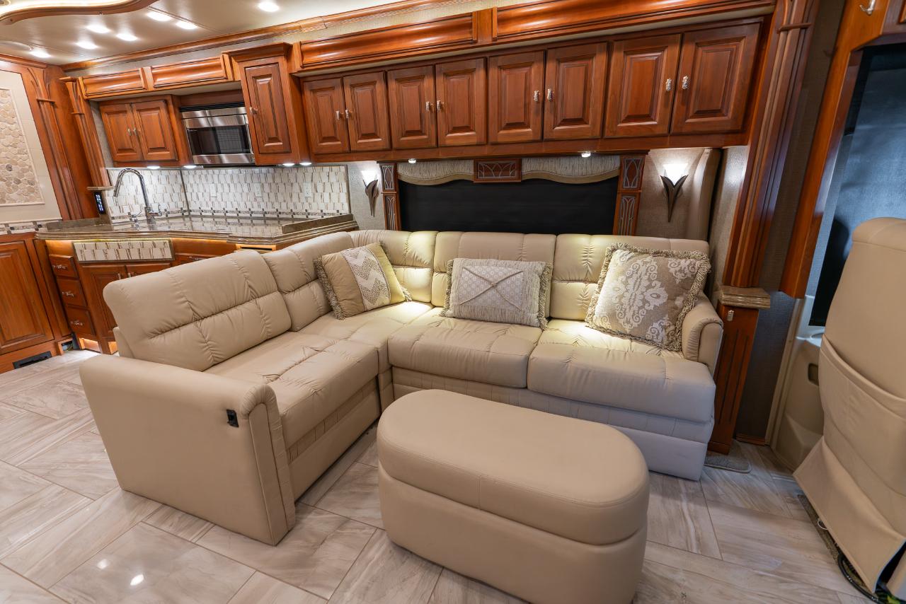 Tiffin Motorhomes Allegro Bus  2017