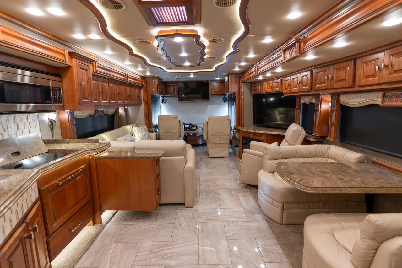 Tiffin Motorhomes Allegro Bus  2017