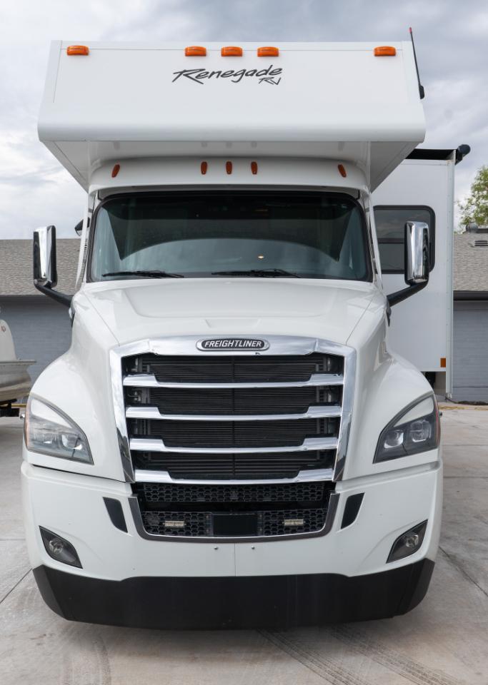 Renegade Motorcoach Motorhome   2022
