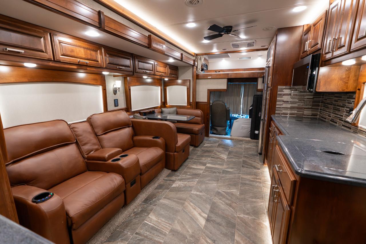Renegade Motorcoach Motorhome   2022