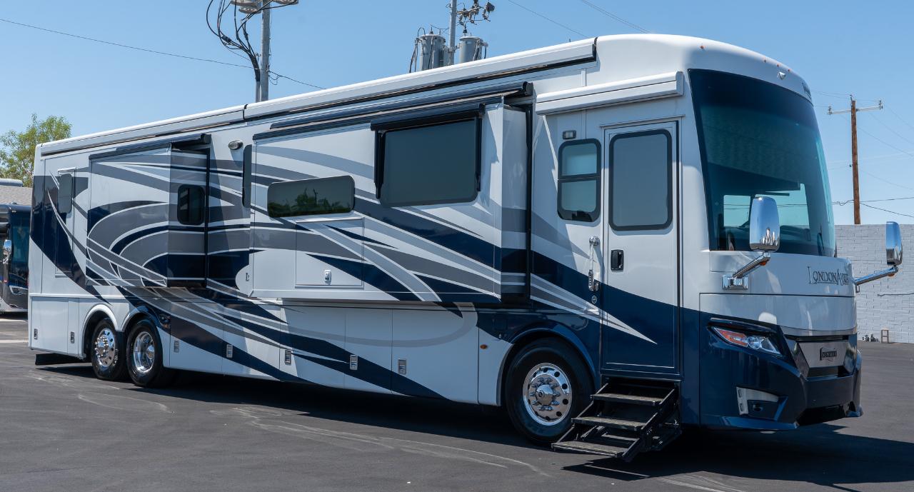 Newmar London Aire  2021