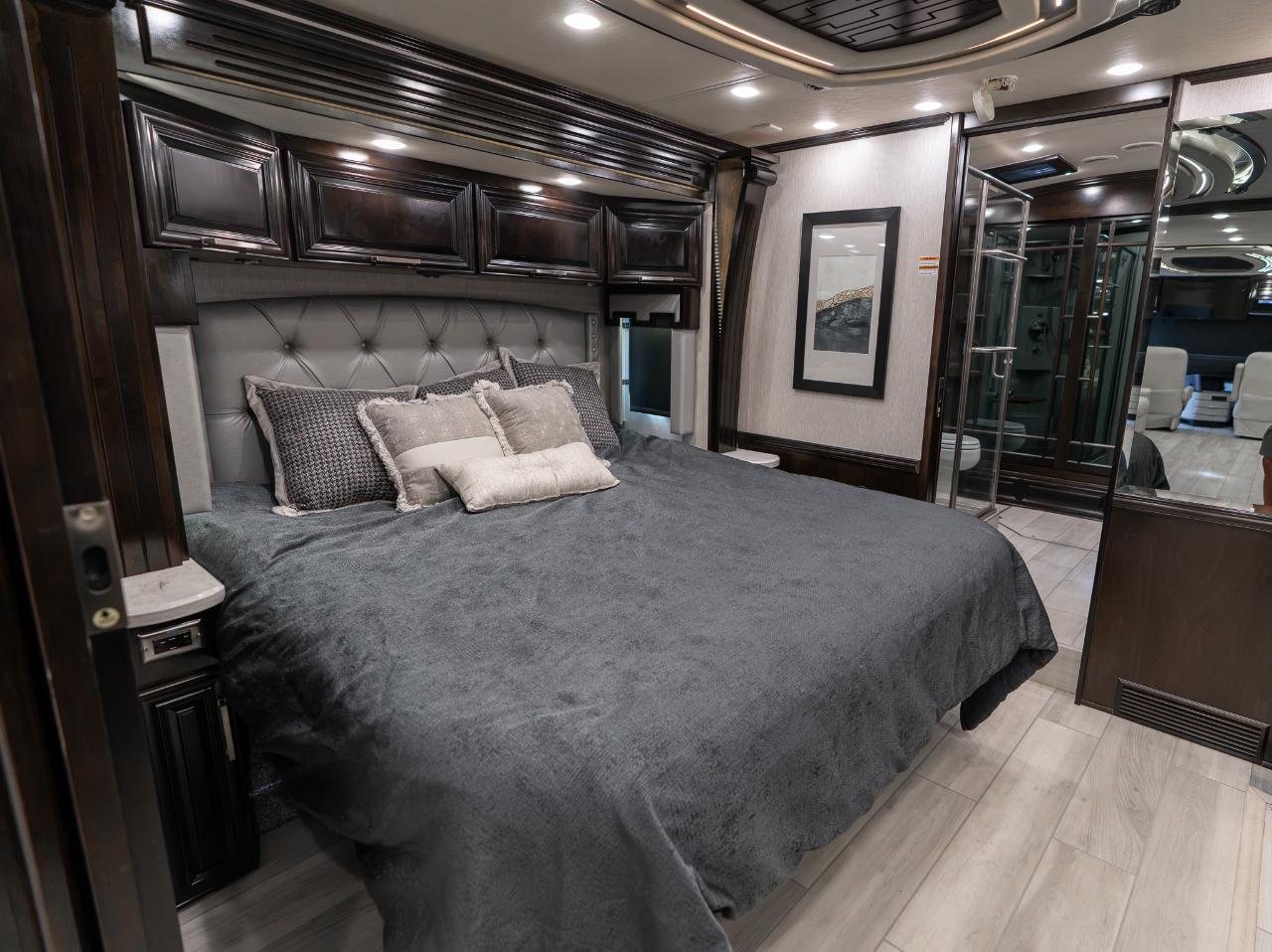 Newmar London Aire  2021