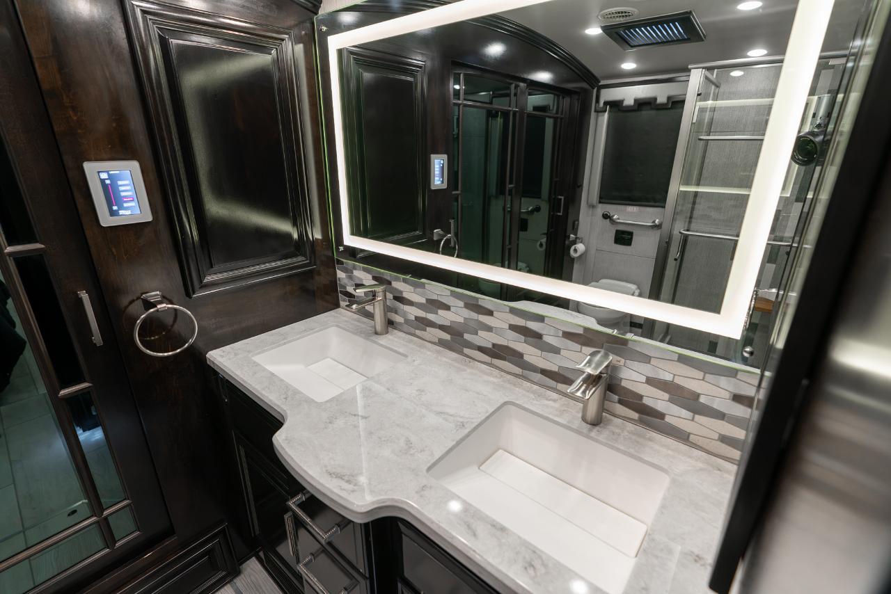 Newmar London Aire  2021
