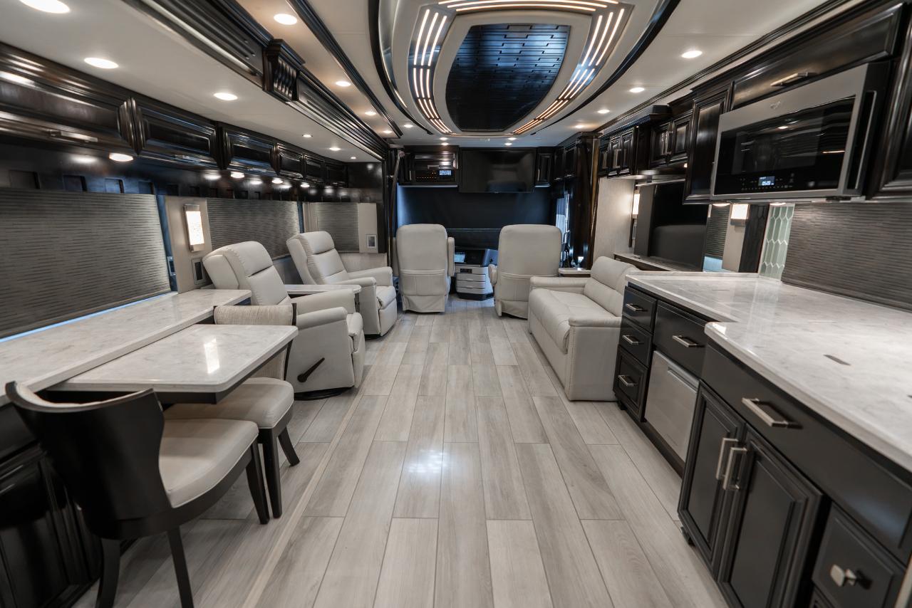 Newmar London Aire  2021