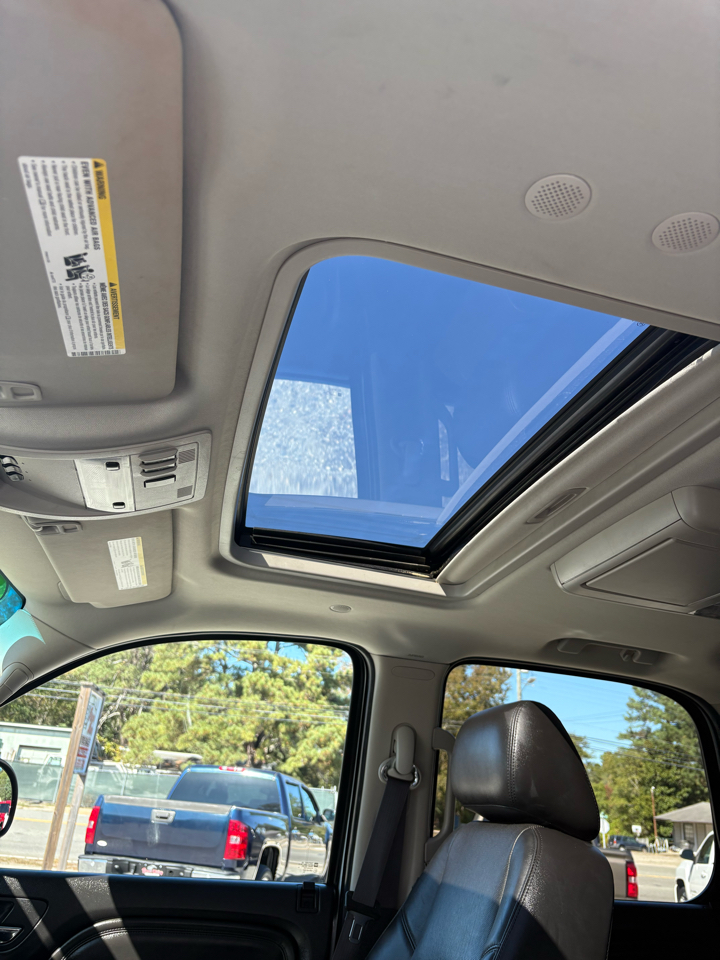 GMC Yukon Denali 4WD 2014 GMC Yukon Denali 4WD 2014