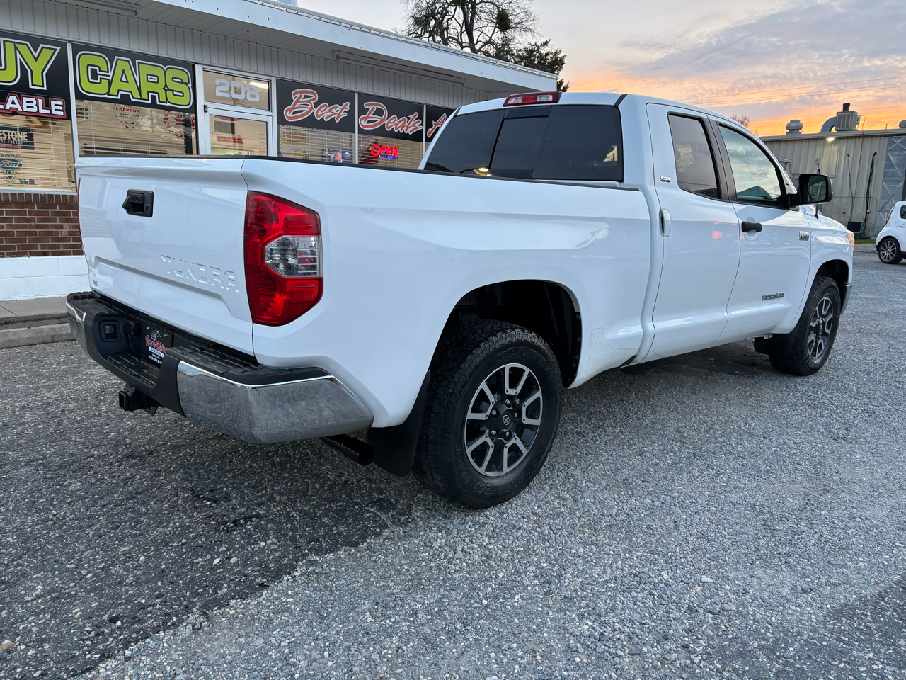 Toyota Tundra SR5 5.7L V8 Double Cab 2WD 2014