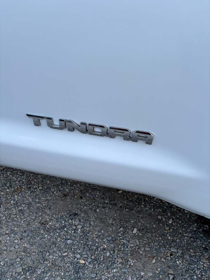 Toyota Tundra SR5 5.7L V8 Double Cab 2WD 2014