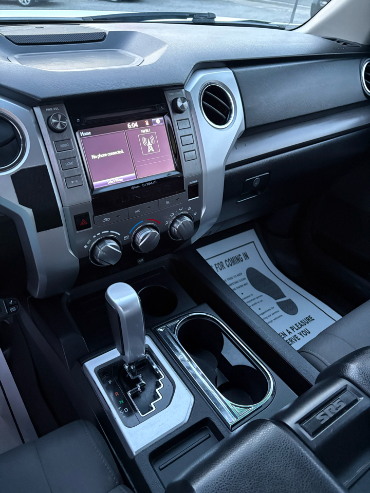 Toyota Tundra SR5 5.7L V8 Double Cab 2WD 2014