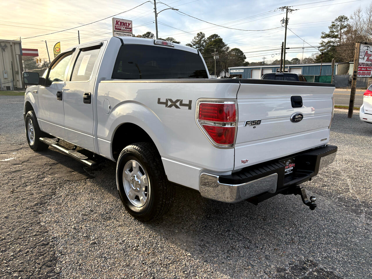 Ford F-150 XL SuperCrew 5.5-ft. Bed 4WD 2013