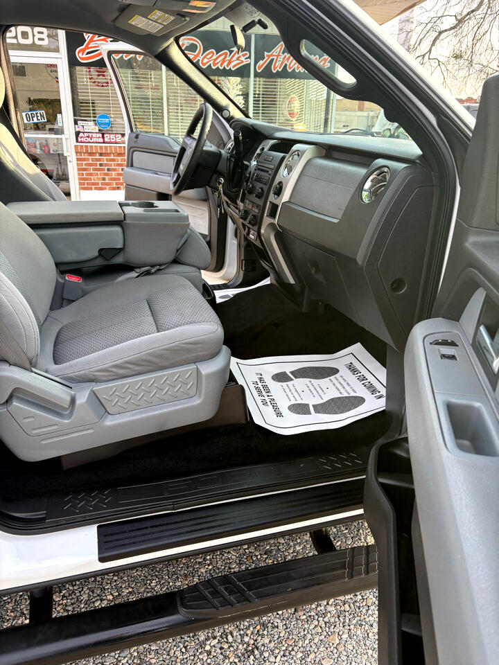 Ford F-150 XL SuperCrew 5.5-ft. Bed 4WD 2013