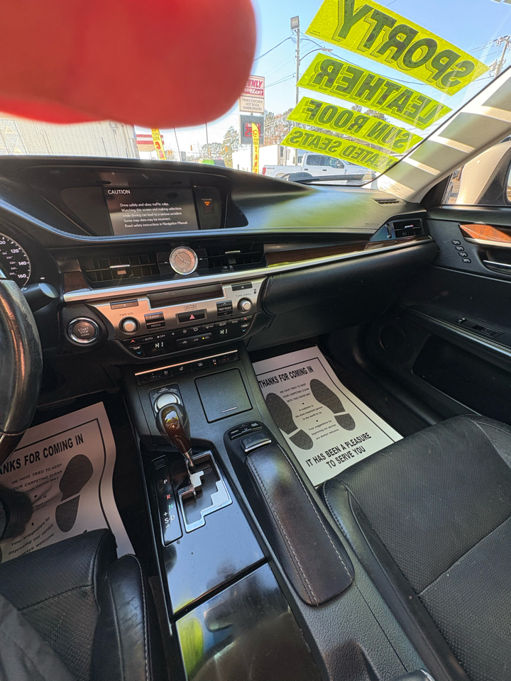 Lexus ES 350 Sedan 2014