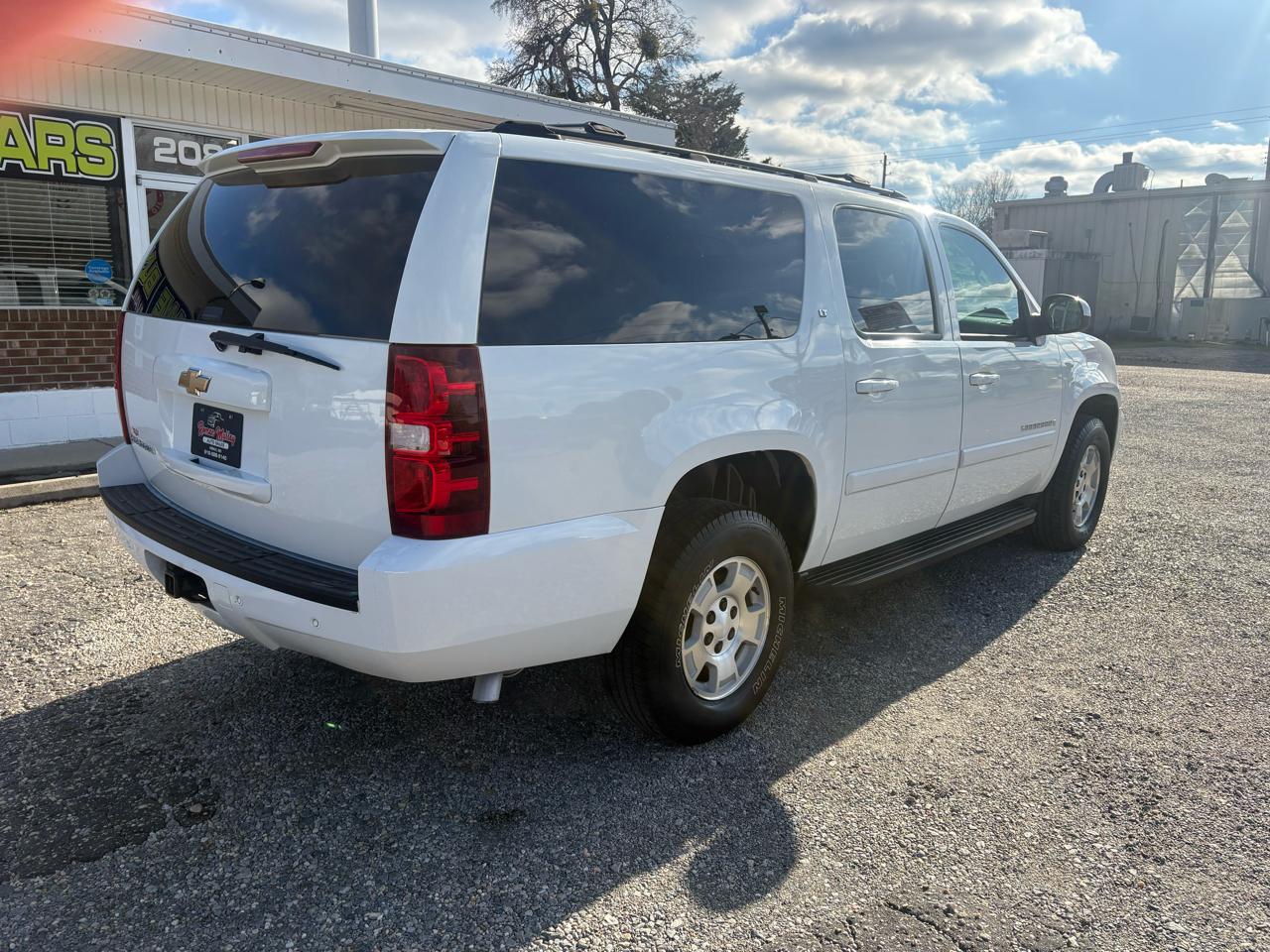 Chevrolet Suburban LS 1500 4WD 2007