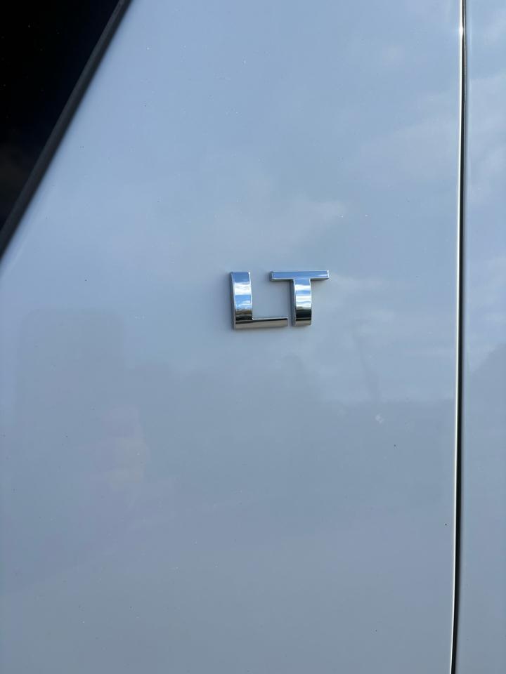 Chevrolet Suburban LS 1500 4WD 2007