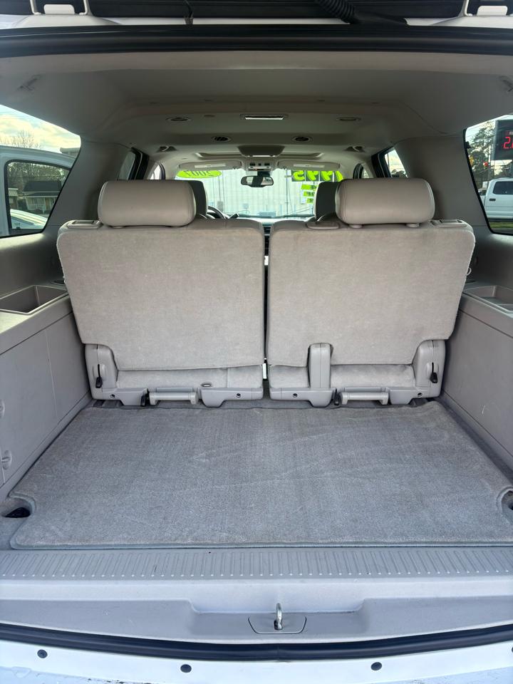 Chevrolet Suburban LS 1500 4WD 2007