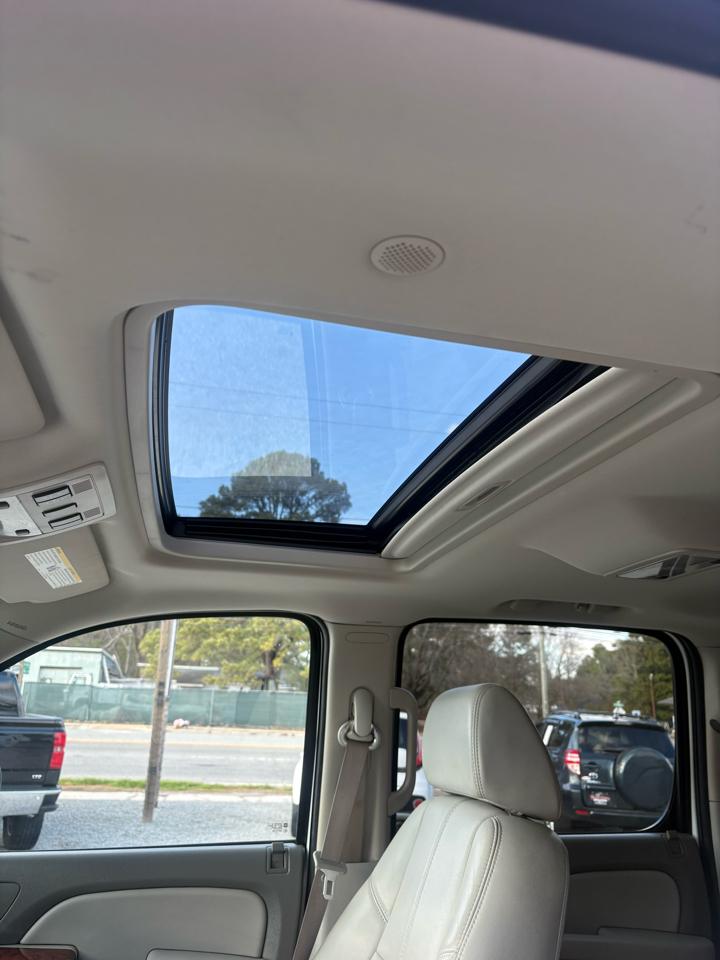 Chevrolet Suburban LS 1500 4WD 2007