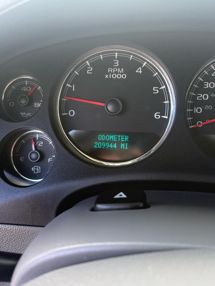 Chevrolet Suburban LS 1500 4WD 2007