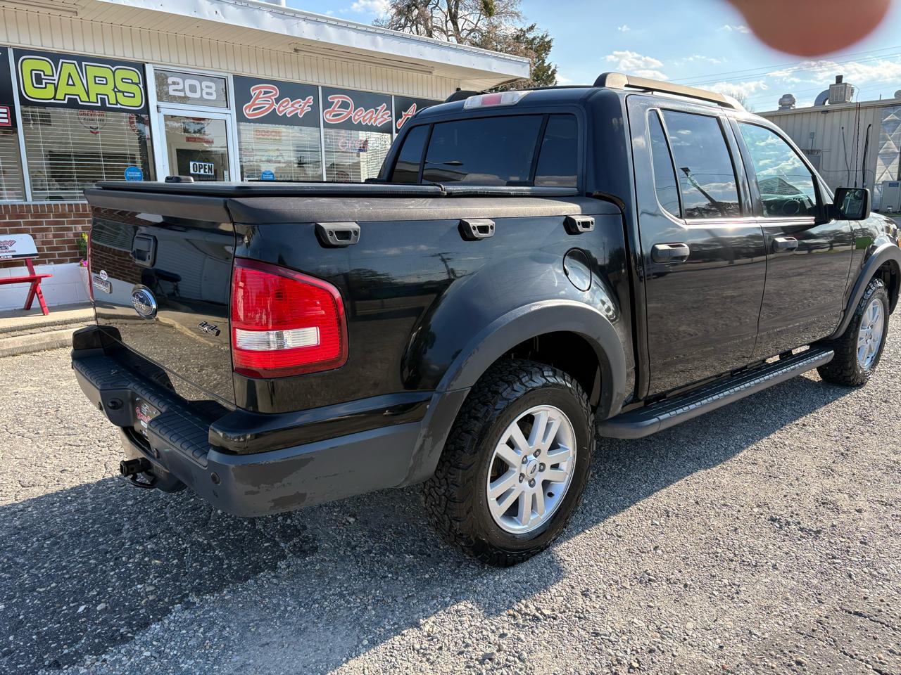 Ford Explorer Sport  2010