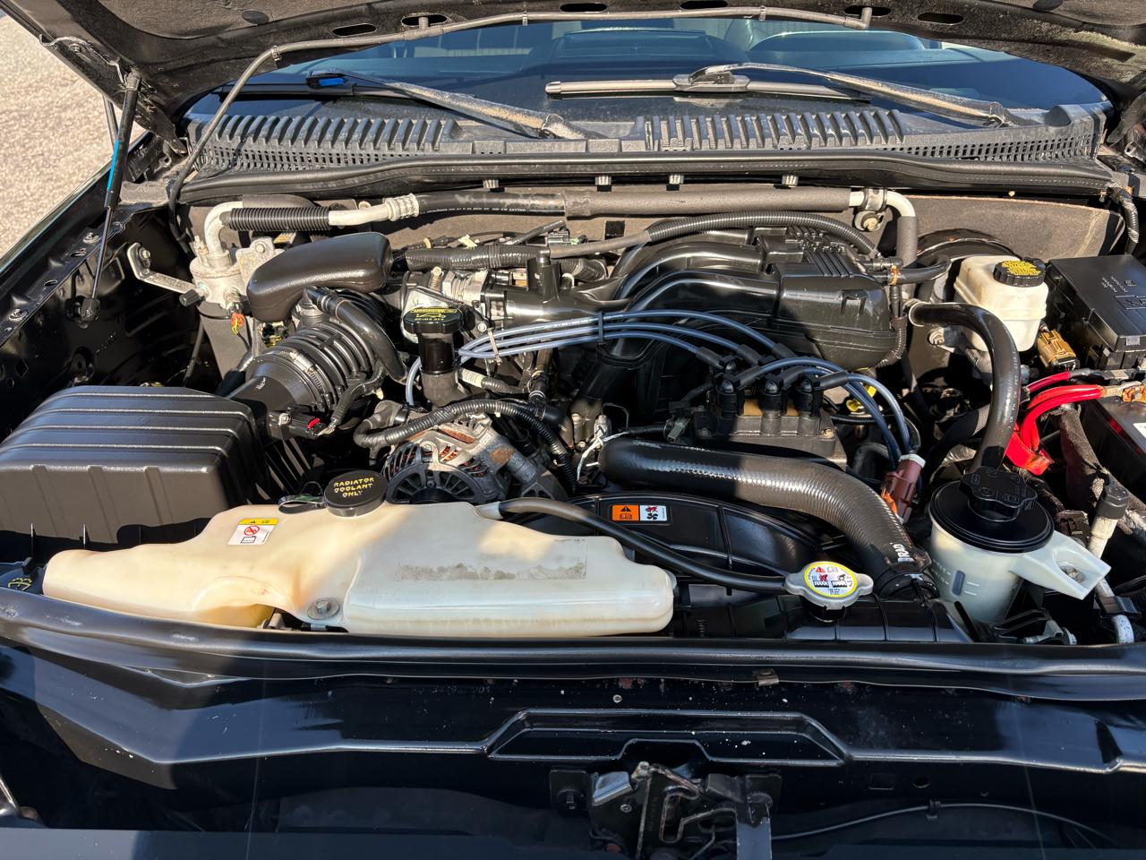 Ford Explorer Sport  2010