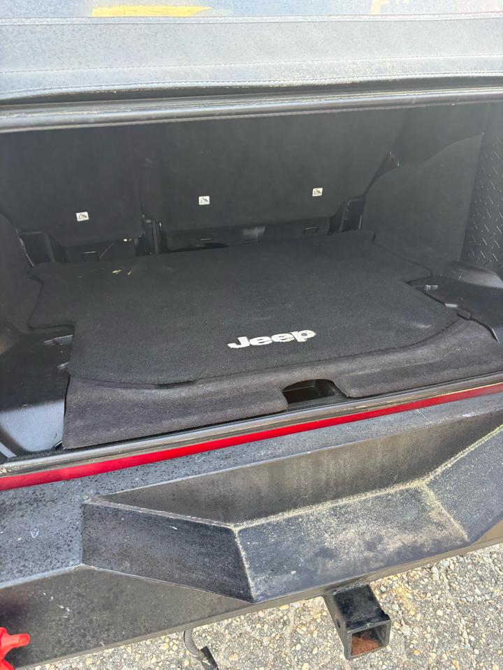 Jeep Wrangler Unlimited Sport 4WD 2011