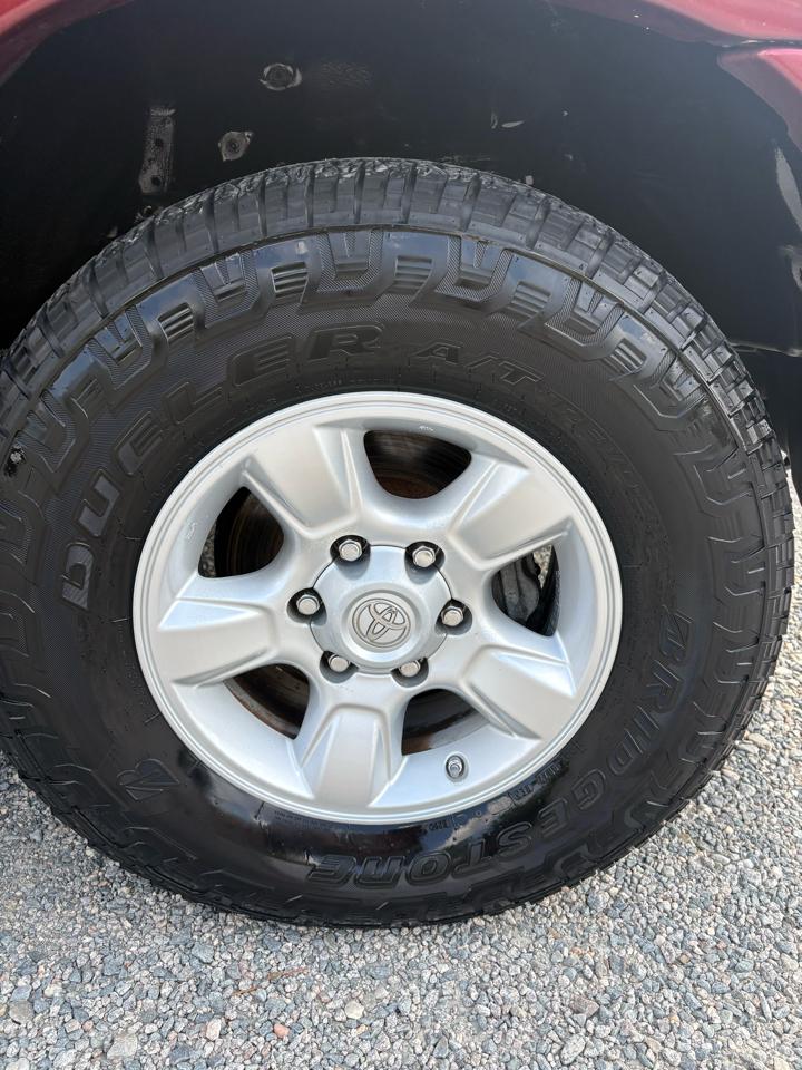 Toyota Tundra SR5 Double Cab 4WD 2005