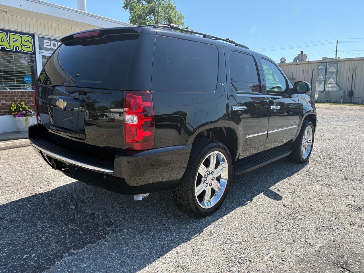 Chevrolet Tahoe LTZ 4WD 2013