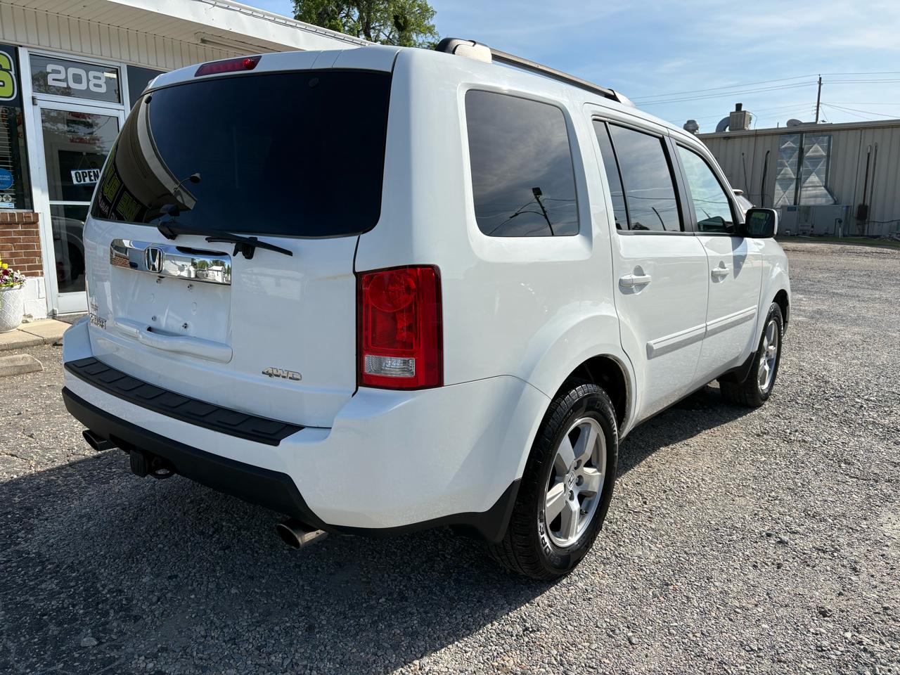 Honda Pilot EX-L 4WD 5-Spd AT 2011