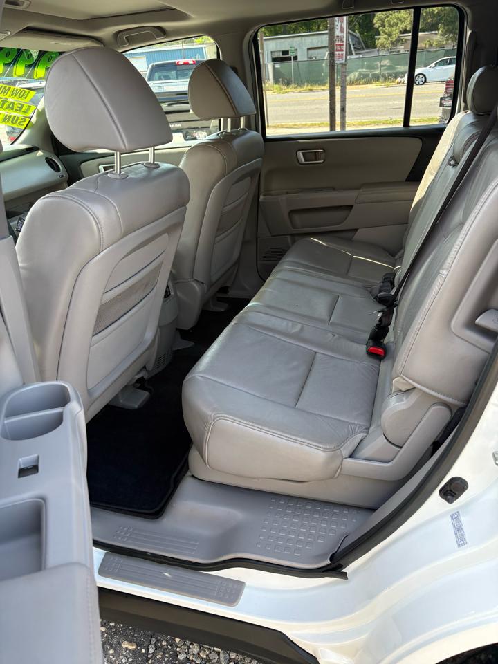 Honda Pilot EX-L 4WD 5-Spd AT 2011