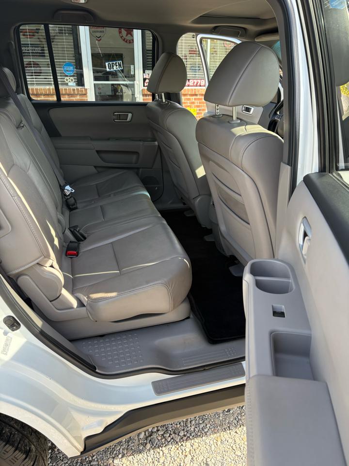 Honda Pilot EX-L 4WD 5-Spd AT 2011