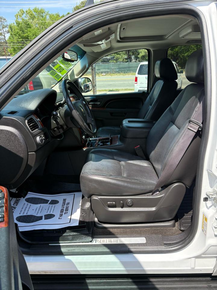 Chevrolet Tahoe LTZ 2WD 2013