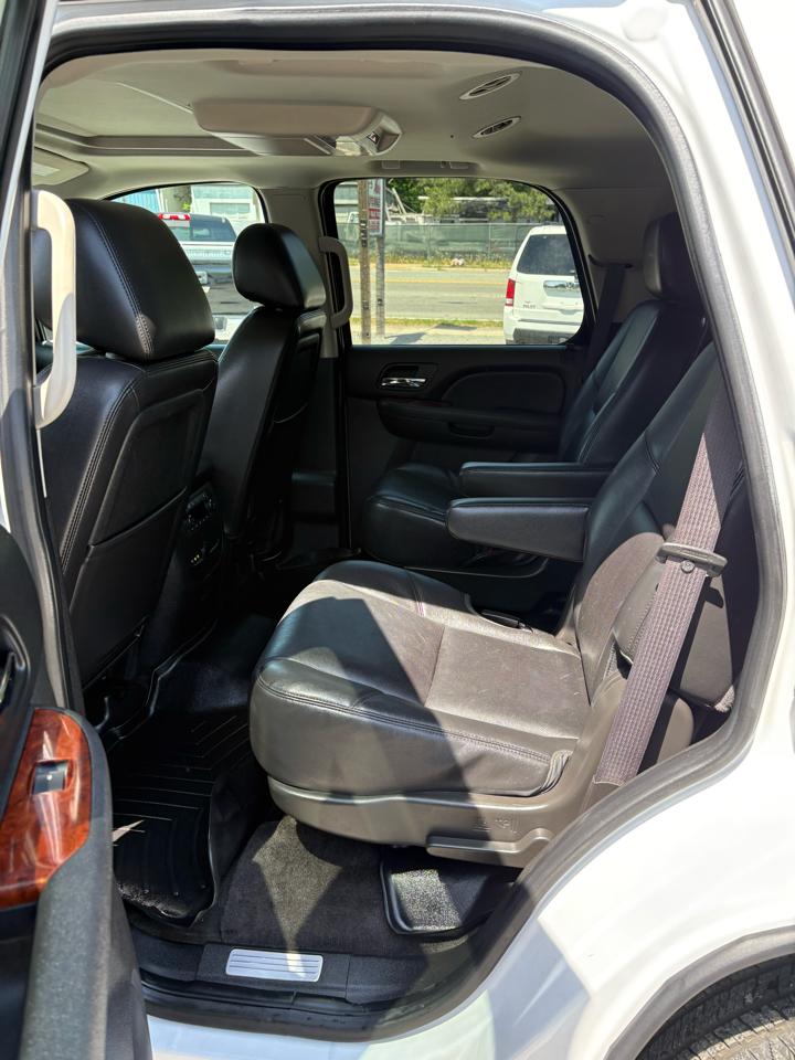 Chevrolet Tahoe LTZ 2WD 2013