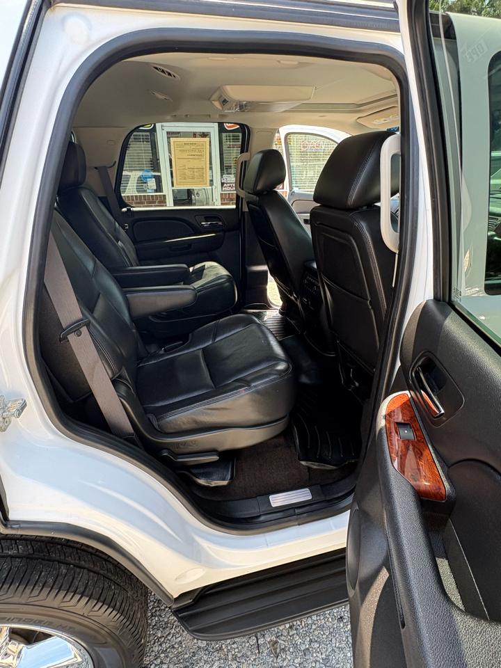 Chevrolet Tahoe LTZ 2WD 2013