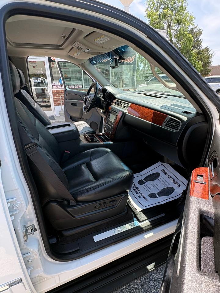 Chevrolet Tahoe LTZ 2WD 2013