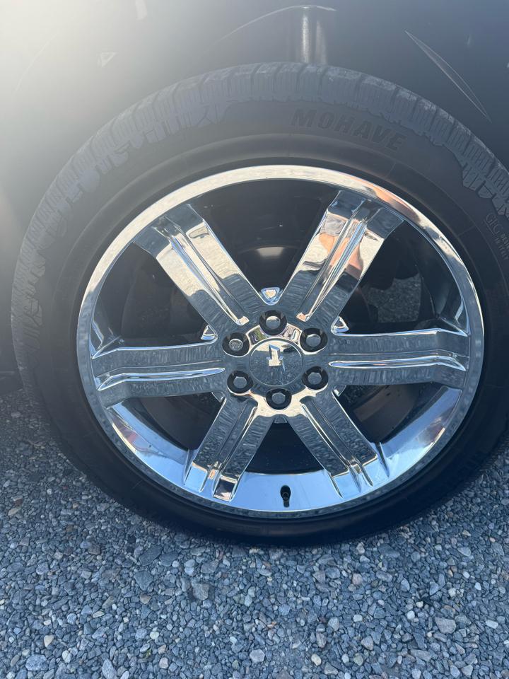 Chevrolet Tahoe LTZ 2WD 2013