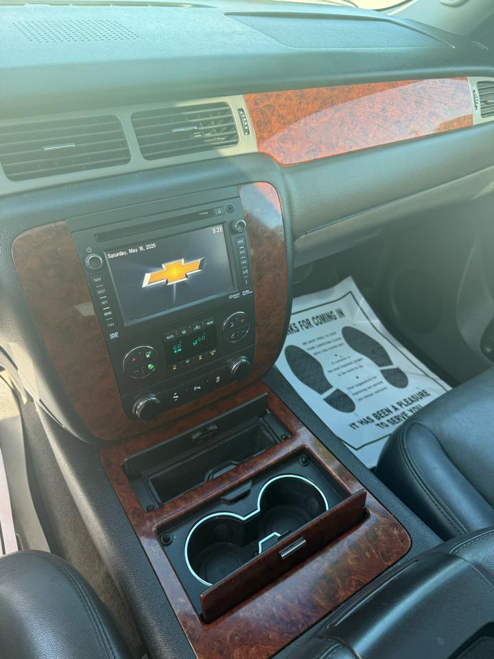 Chevrolet Tahoe LTZ 2WD 2013