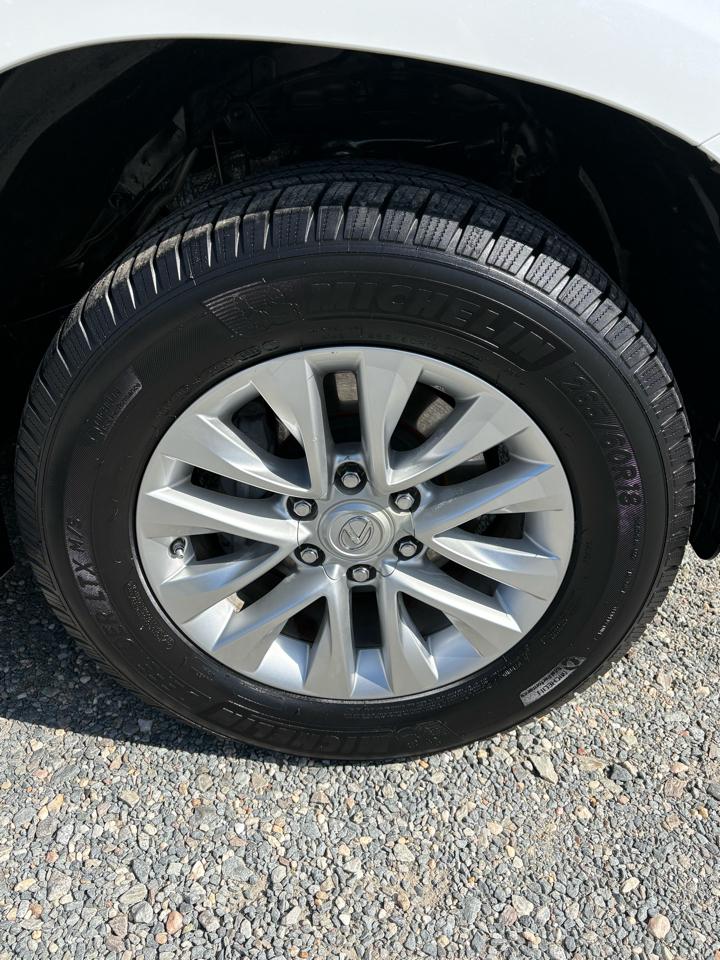 Lexus GX 460 Base 2017