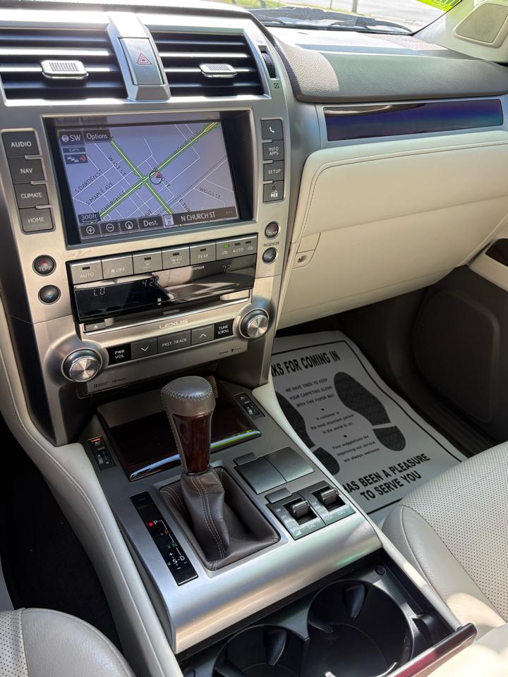 Lexus GX 460 Base 2017